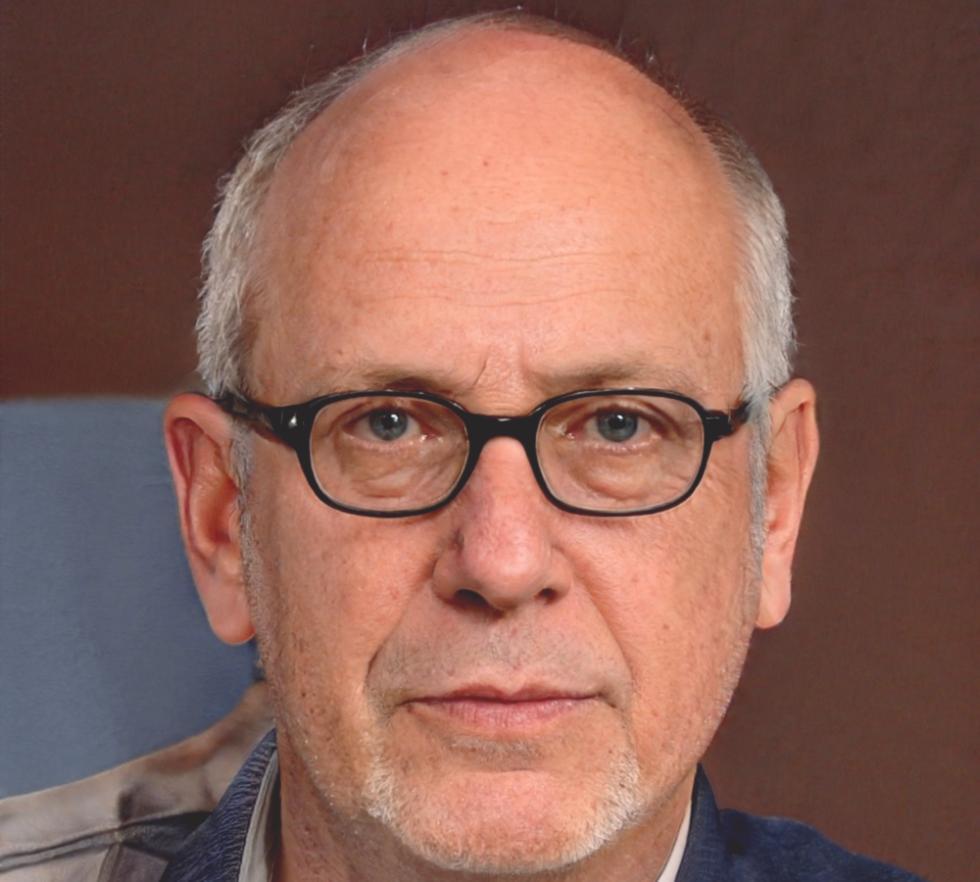 Retrato de Aurelio Mendoza, especialista en indicadores económicos